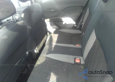 2019 Nissan Kicks Sv z USA, uszkodzony, nr VIN 3N1CP5CU2KL551088